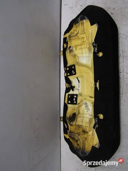 KANAPA FOTELE OPARCIA TYLNE TYŁ TOYOTA YARIS III sprzedam