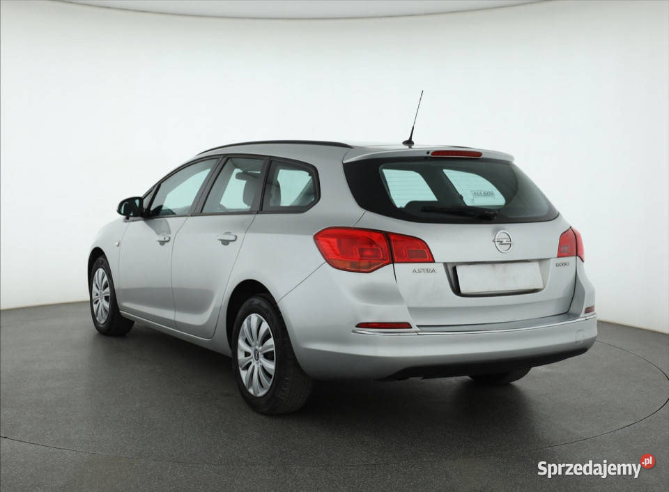 Opel Astra 14 T sprzedam