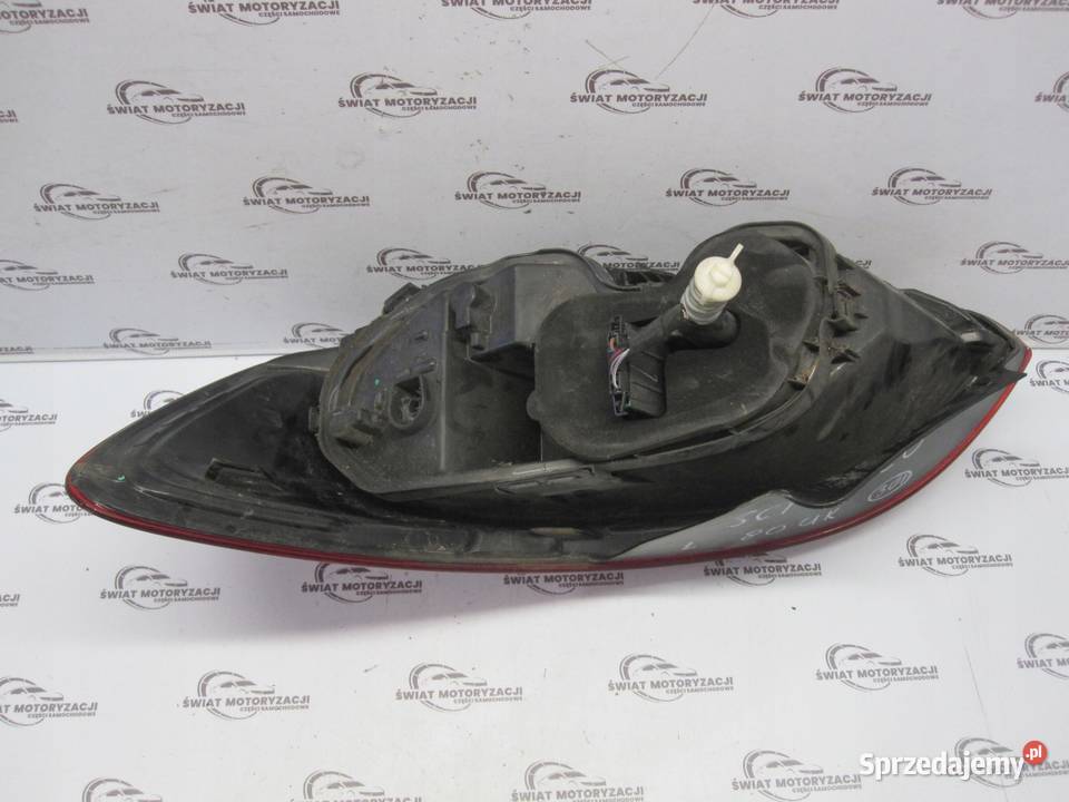 SCIROCCO III 10r lampa lewa tył 1K8945095M sprzedam