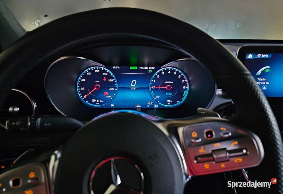MERCEDESBENZ GLC COUPE 300 e 4MATIC hybryda Rok produkcji 2023 Piekary Śląskie sprzedam