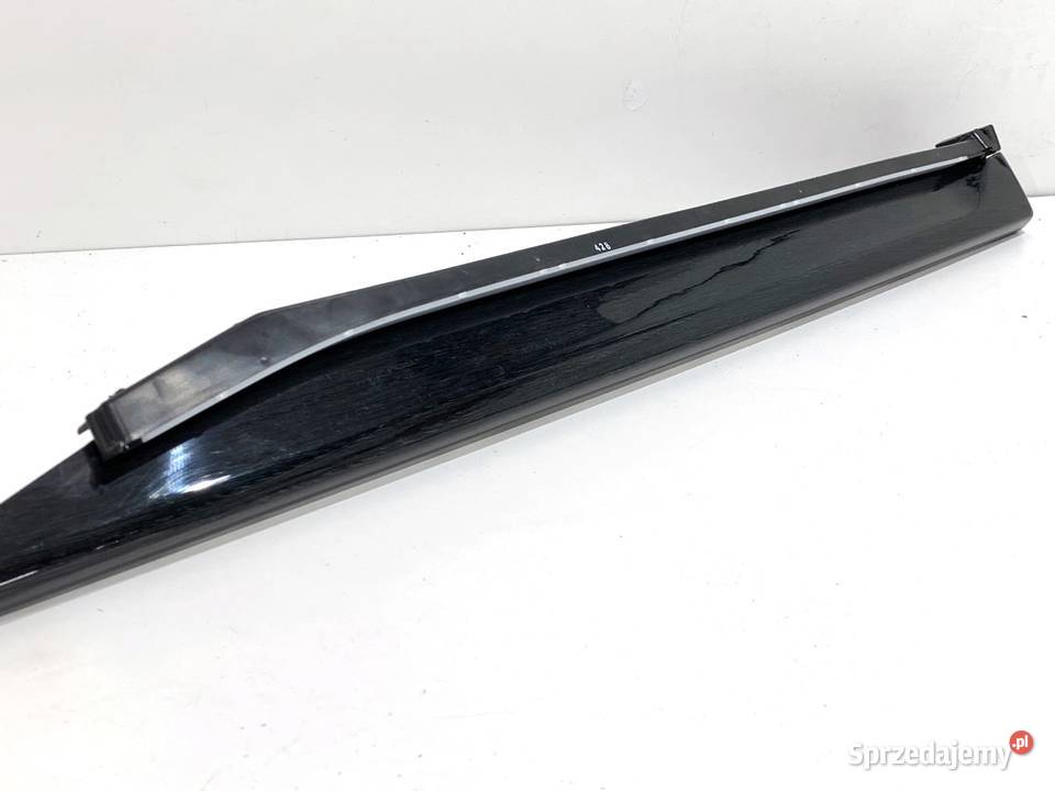 LISTWA DEKOR KOKPITU AUDI Q8 4M8853190AL SUV osobowe