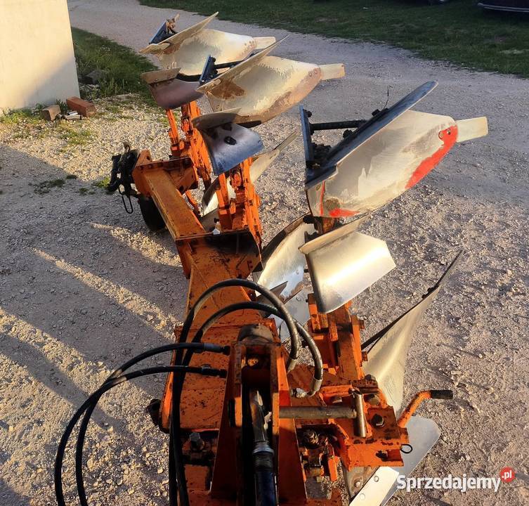 Pług obrotowy huard kuhn łódzkie sprzedam