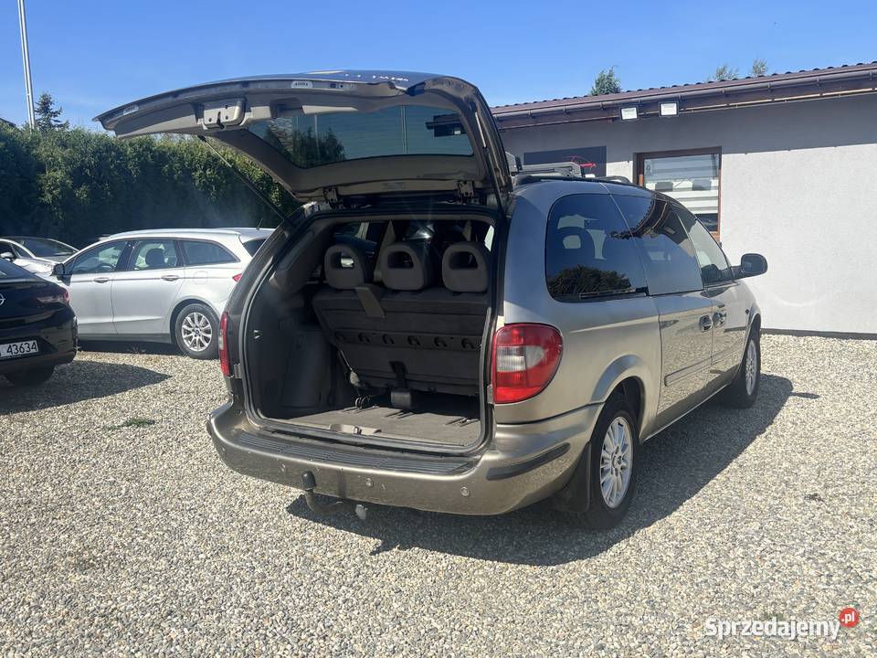 Chrysler Grand Voyager 2004r 7 osobowy Paniówki