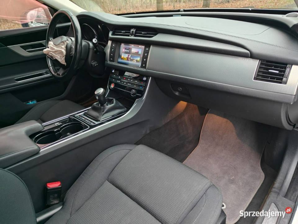 Jaguar XF X260 2015