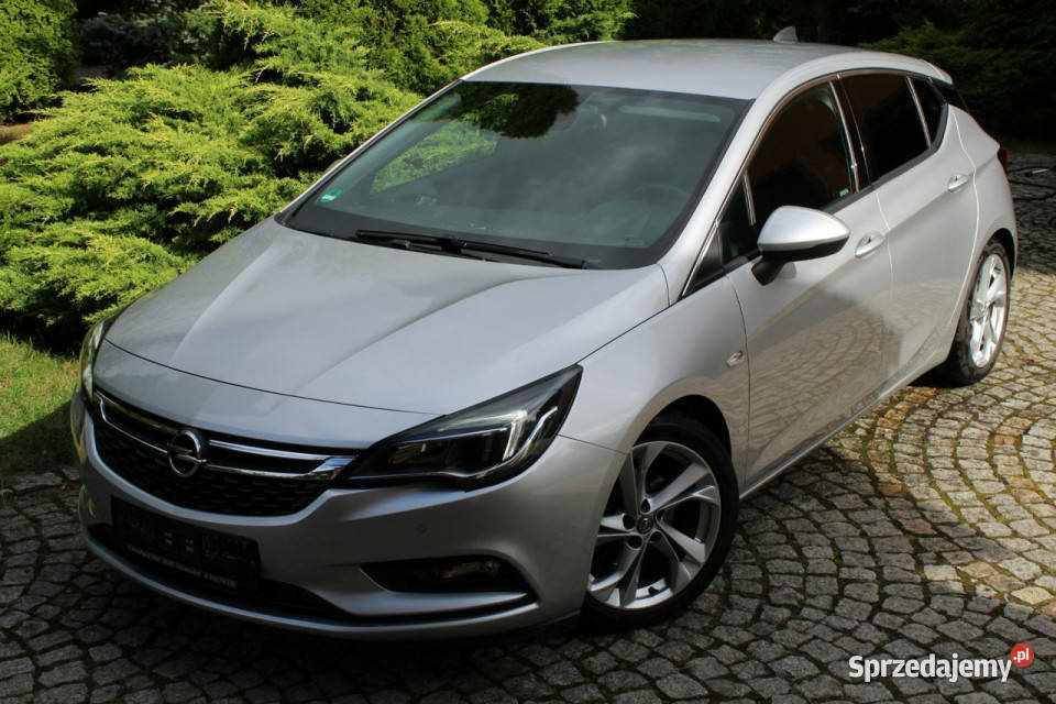 Opel Astra 14 Benzyna 150 Bogate Wyposażenie 116 nieuszkodzony Lubań
