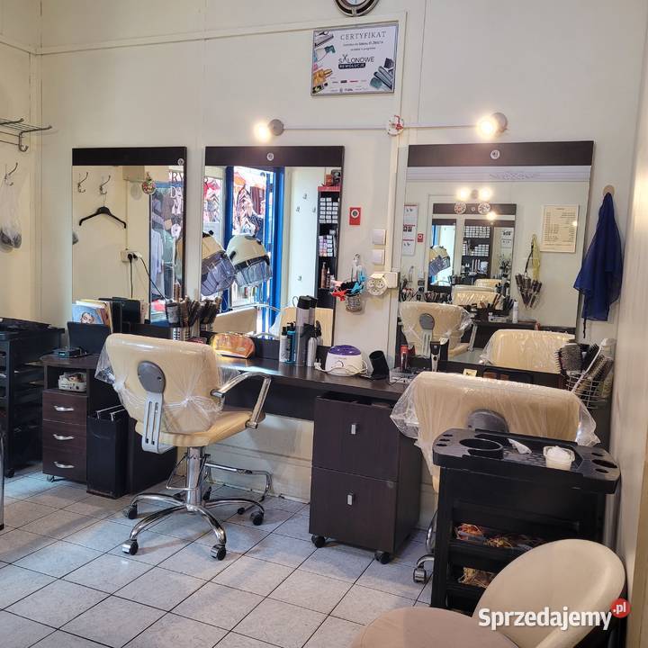 Sprzedaż wyposażenia salonu fryzjerskiego sprzedam