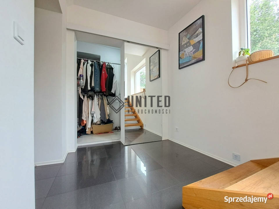 Dom wolnostojący Mirków 189m2 sprzedam