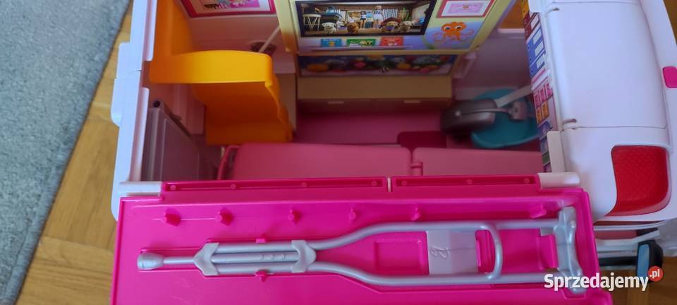 Karetka Barbie różowa Bydgoszcz