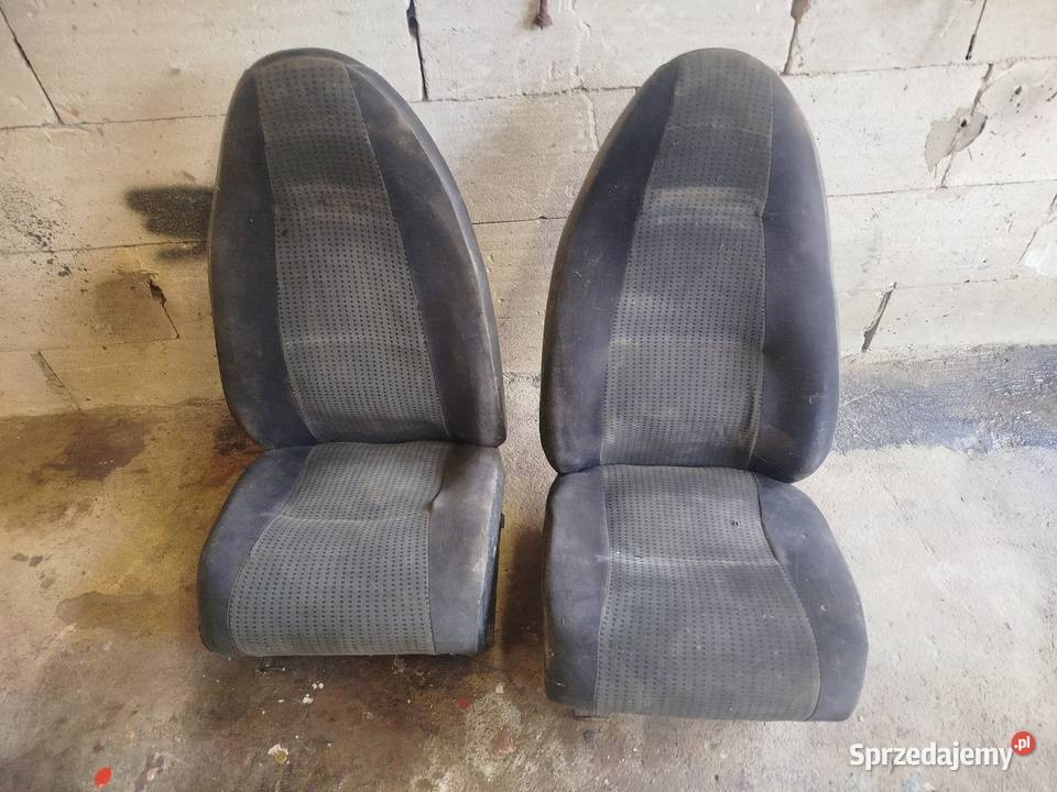 Fotele lotnicze fiat 126p Maluch Golcowa