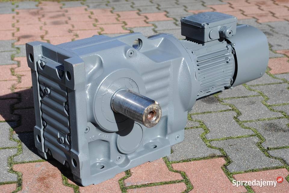 Motoreduktor kątowy 11kw 84obrmin z hamulcem sprzedam