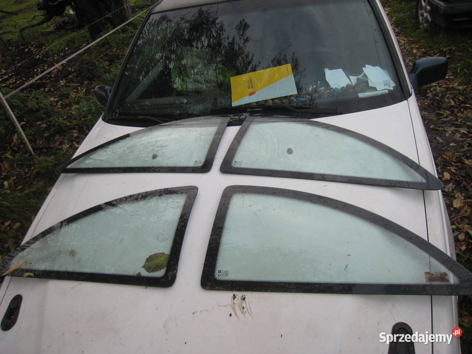 Szyba karoseryjna w błotnik prawa lewa Opel Rok produkcji 2002