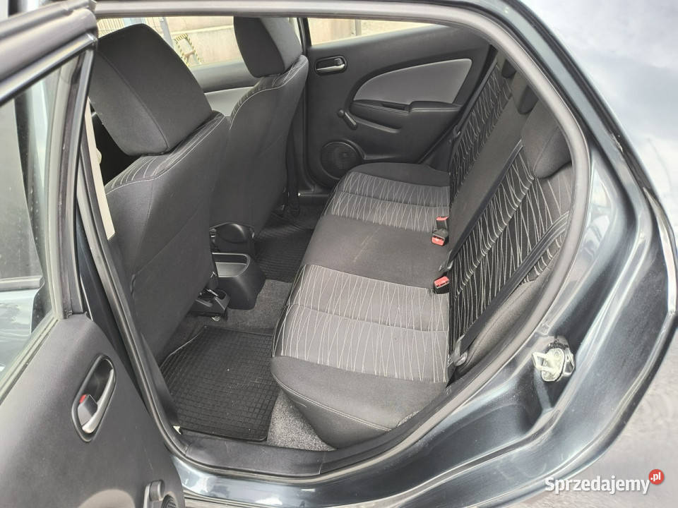 Mazda 2 ALU klimatyzacjaniski przebiegksiążka ESP Bydgoszcz sprzedam