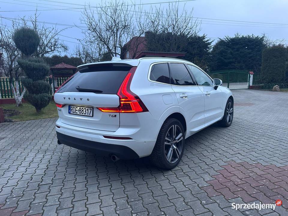 VOLVO XC60 T6 310 AWD Róża