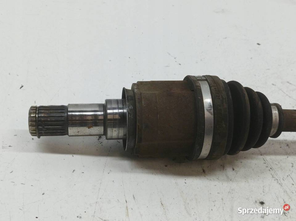 PÓŁOŚ PRAWY PRZÓD 12 B 80 Mitsubishi Space Star