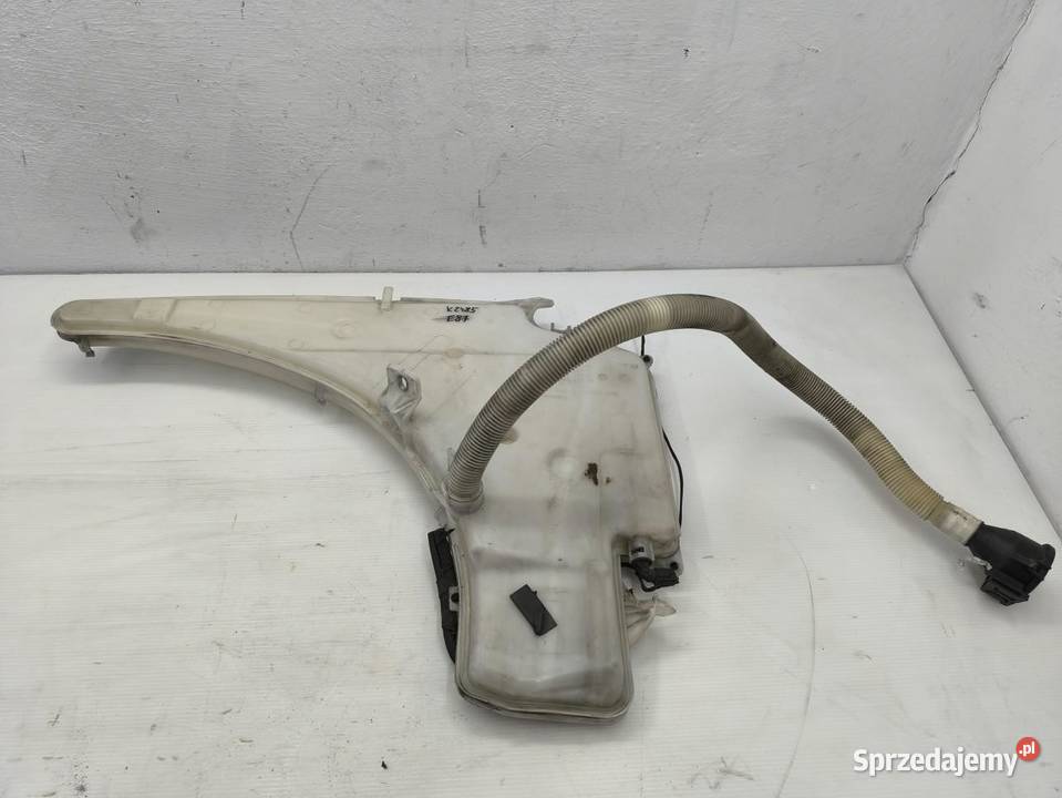 ZBIORNICZEK SPRYSKIWACZY BMW 1 E87 E81 LIFT 16