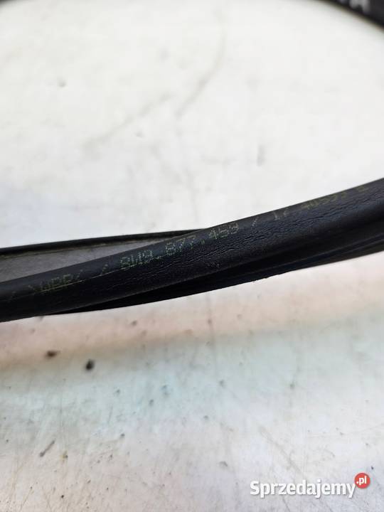 USZCZELKA SZYBERDACHU AUDI A4 B9 AVANT 8W9877459 osobowe śląskie Przystajń