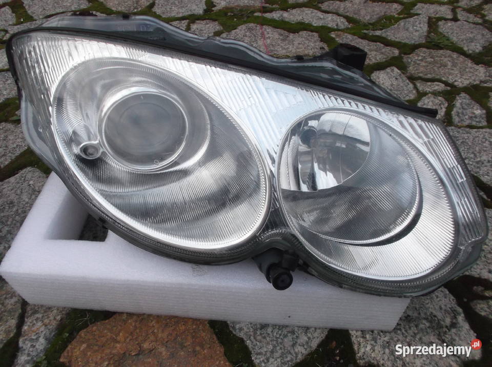 lampa chrysler 300m pr Złotoryja