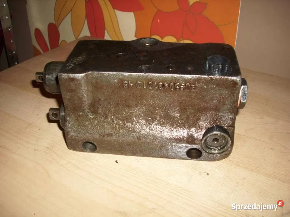 Rozdzielacz hydrauliczn c330 c328 c360 gwarancja Pozostałe pomorskie Kartuzy sprzedam