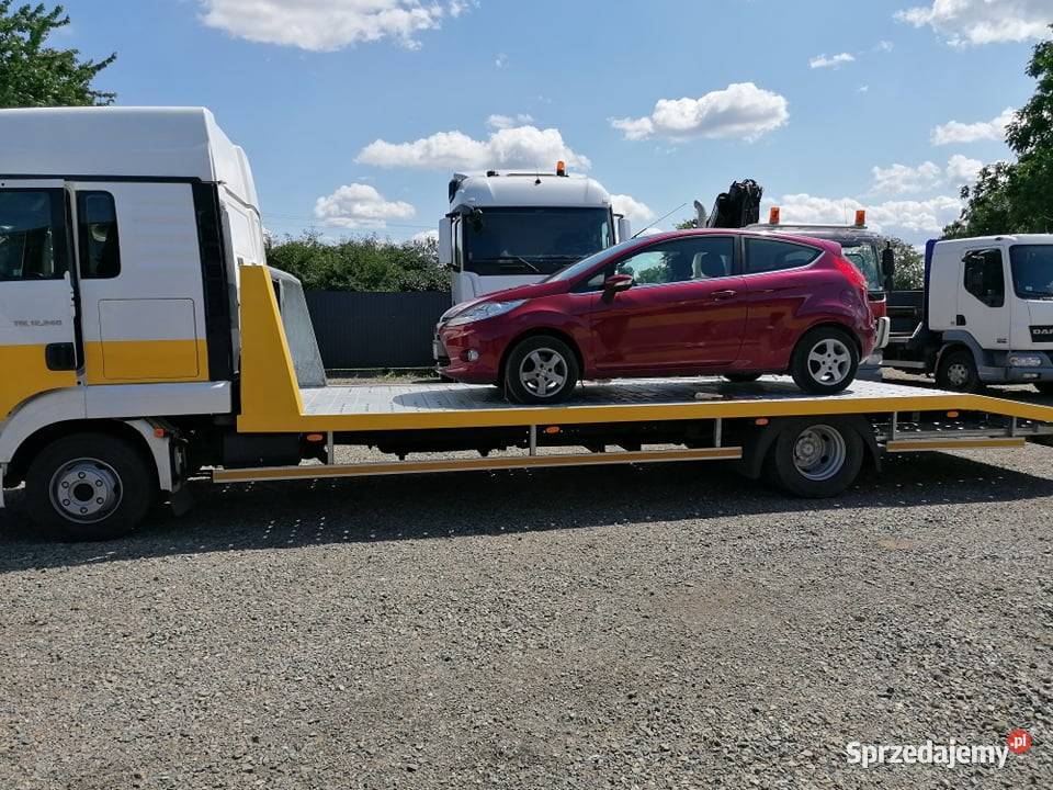 Pomoc Drogowa autolaweta holowanie ciągników Kościan