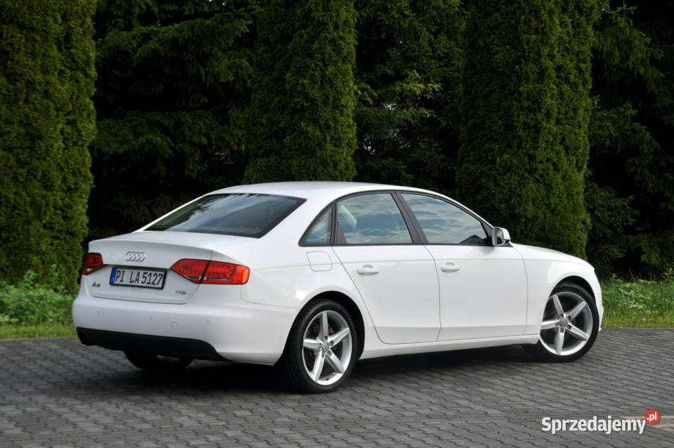 Audi A4 18T160158XenonLedWelurParktronikI WłAlu przyciemniane szyby A4 Ostrów Mazowiecka