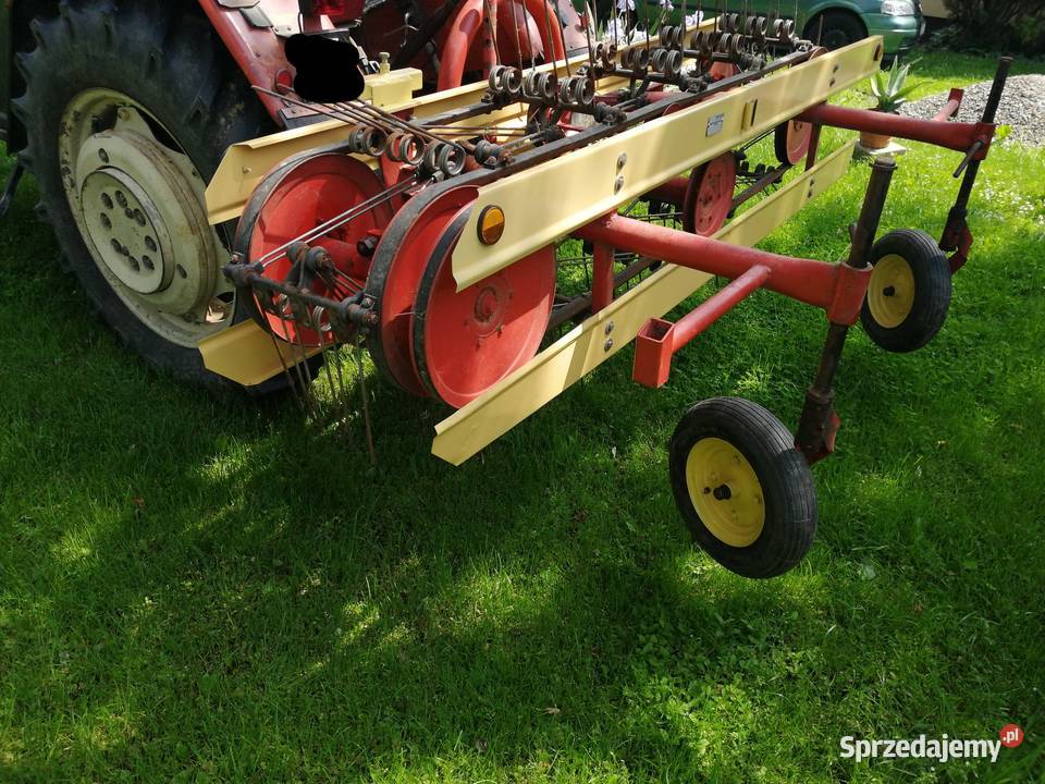 Przewracarka taśmowa 3 rzędowa zgrabiarka Pozostałe Maszyny rolnicze Pilzno