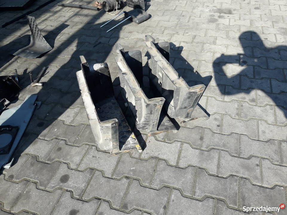 6736600301 WNĘKA STOPNIA PRAWA MERCEDES 814 817 Częstochowa sprzedam