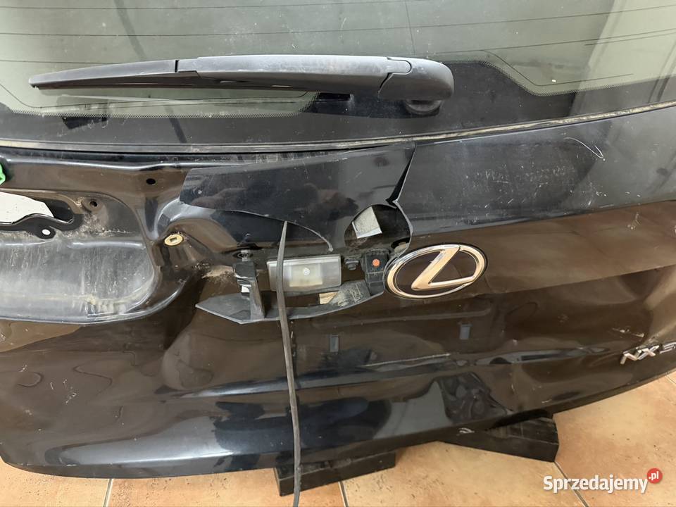 Lexus nx klapa bagażnika uszkodzona Warszawa