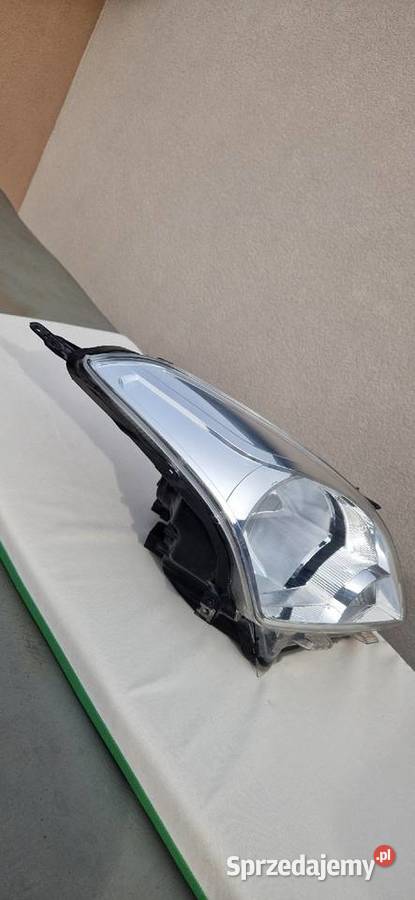 Lampa prawa Suzuki Baleno II Cieszyn