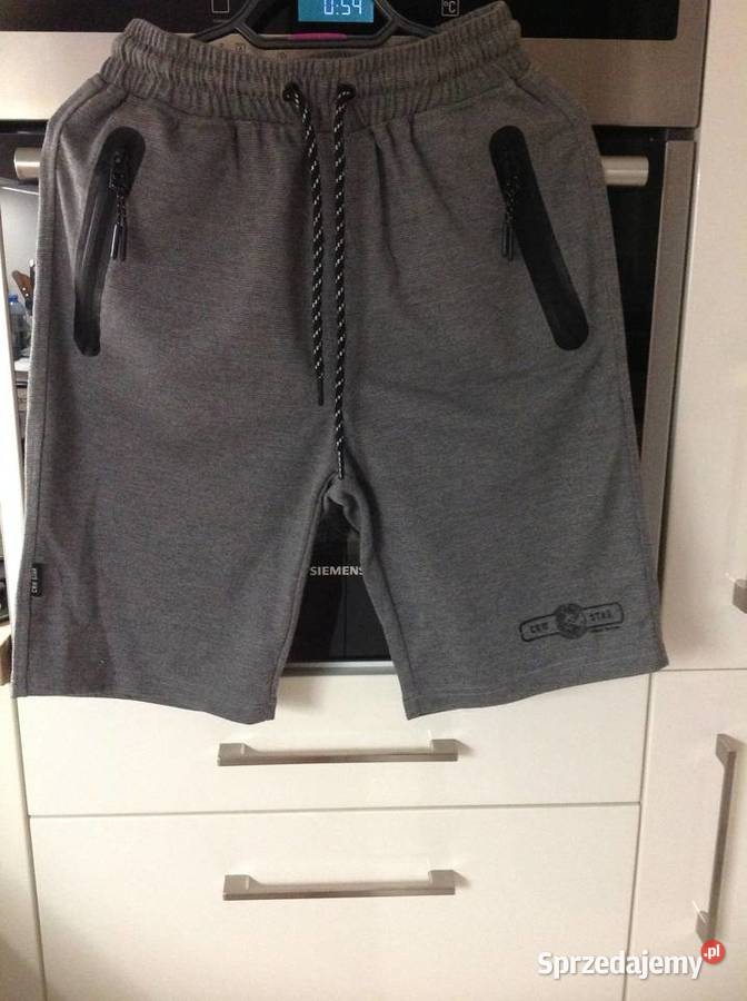 Spodnie Krótkie CRWS Clothing Company r M nowe sprzedam