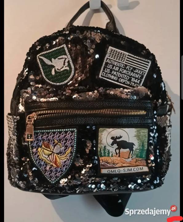 Śliczny Plecak cekiny Militaria naszywki czarny Częstochowa