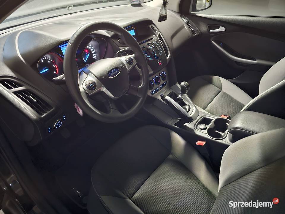 Ford Focus MK3 niski przebieg 110 16 TDCI 95 1598cm3 Poznań sprzedam