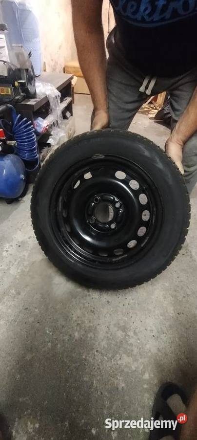Opony zimowe na felgach 4x1143 R15 Samochodowe śląskie Świętochłowice sprzedam