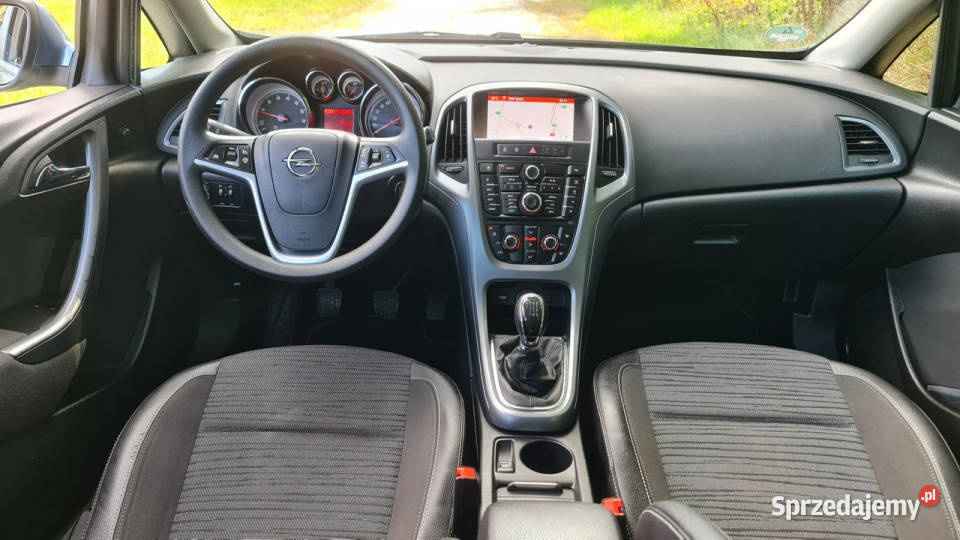 Opel Astra 14T 120 LIFT Business NAVI Parktronic Rok produkcji 2014 Astra Chmielnik