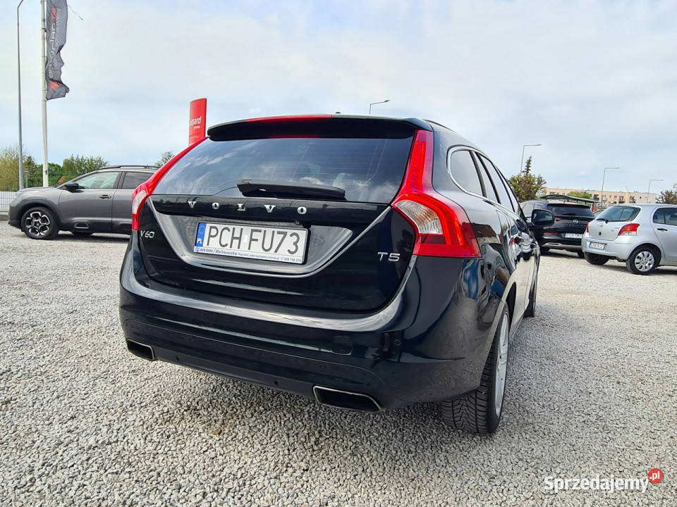 Volvo V60 Szyberdach Navi 2xPDC Kamera Rok produkcji 2015 Wągrowiec