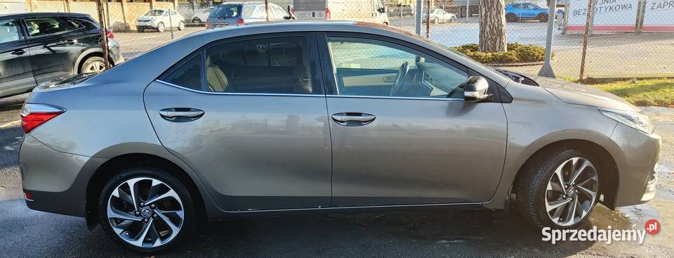 Toyota Corolla XI 16 Business Edition Corolla Dzierżoniów