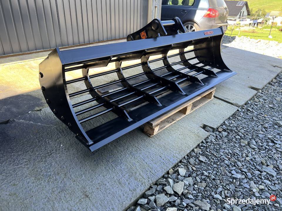 Łyżka skarpowa ażurowa 250 1015t Łętowe sprzedam