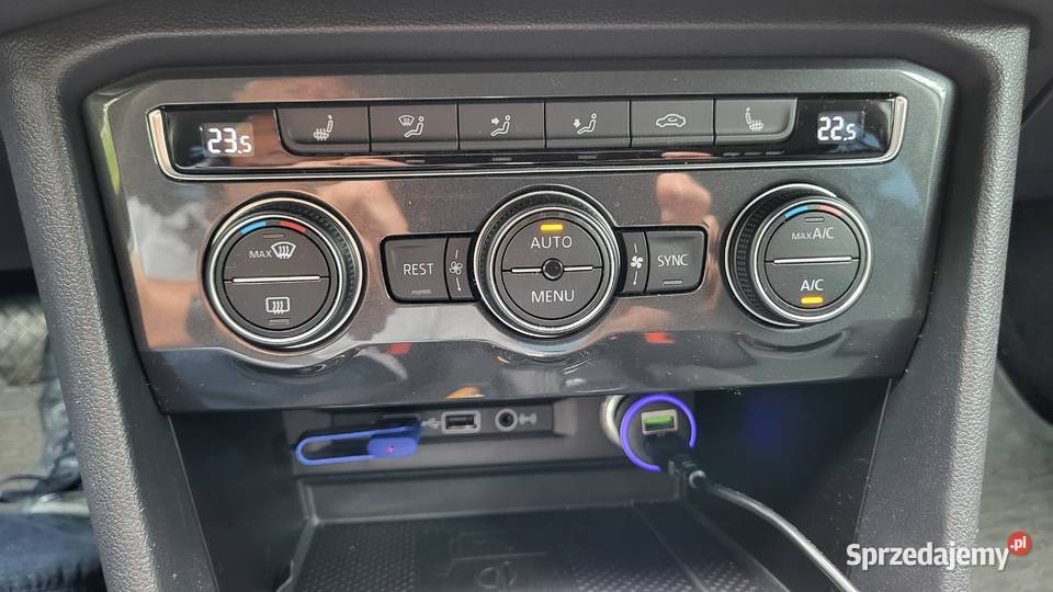 VW Tiguan TDI 2l 2019 135000 DSG czarny idealny Szczecin