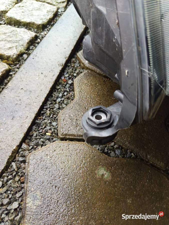 Reflektor lewy fabia 3 soczewka orginalny Rzeszów sprzedam