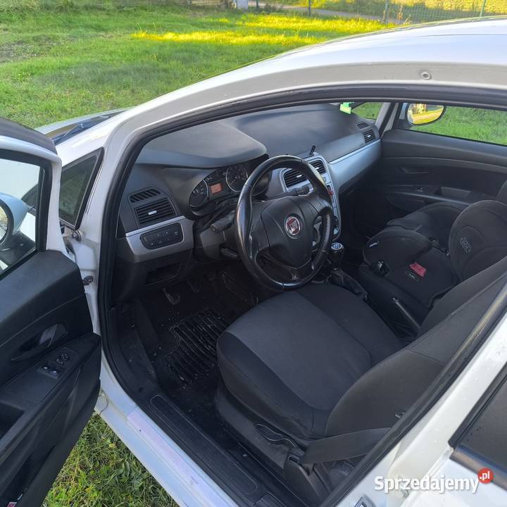 Fiat Punto 2013r isofix Różyny