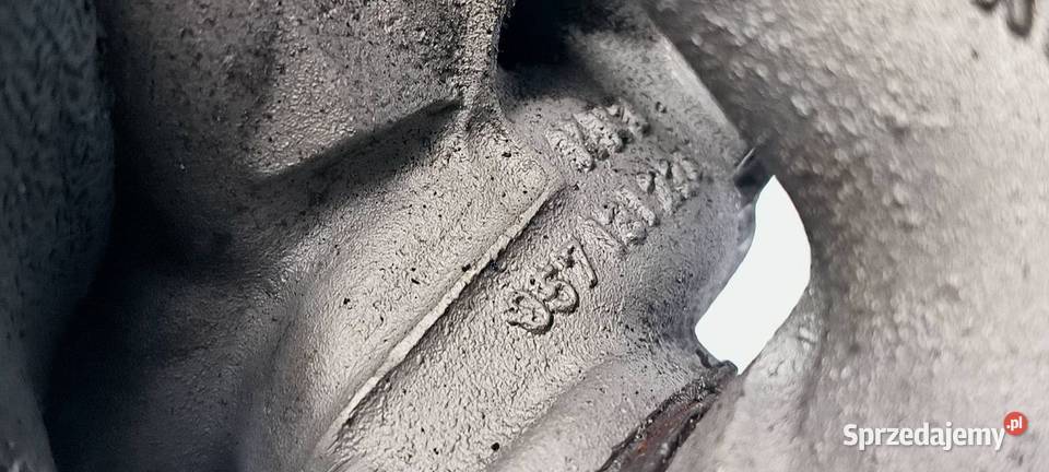 CHŁODNICZKA SPALIN AUDI A8 D3 057131636 osobowe Lipno sprzedam