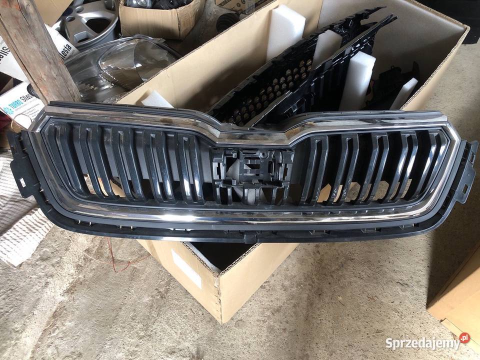 SKODA KAMIQ GRIL ATRAPA PRZÓD 658853653A Kozy