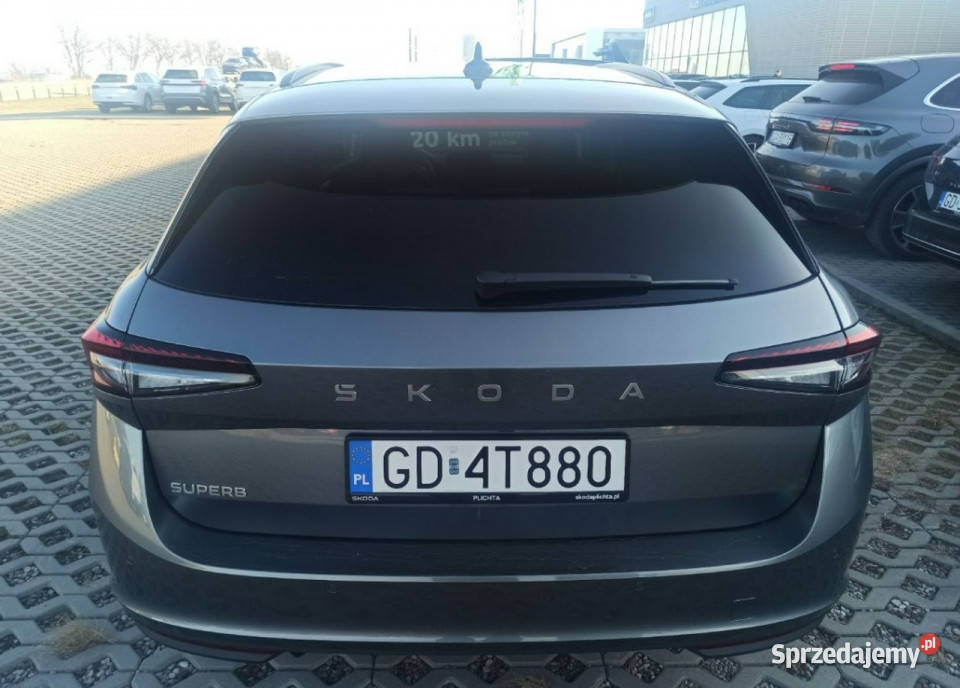 koda Superb 15 TSI 150 mHEV essence dsg virtual Tychy