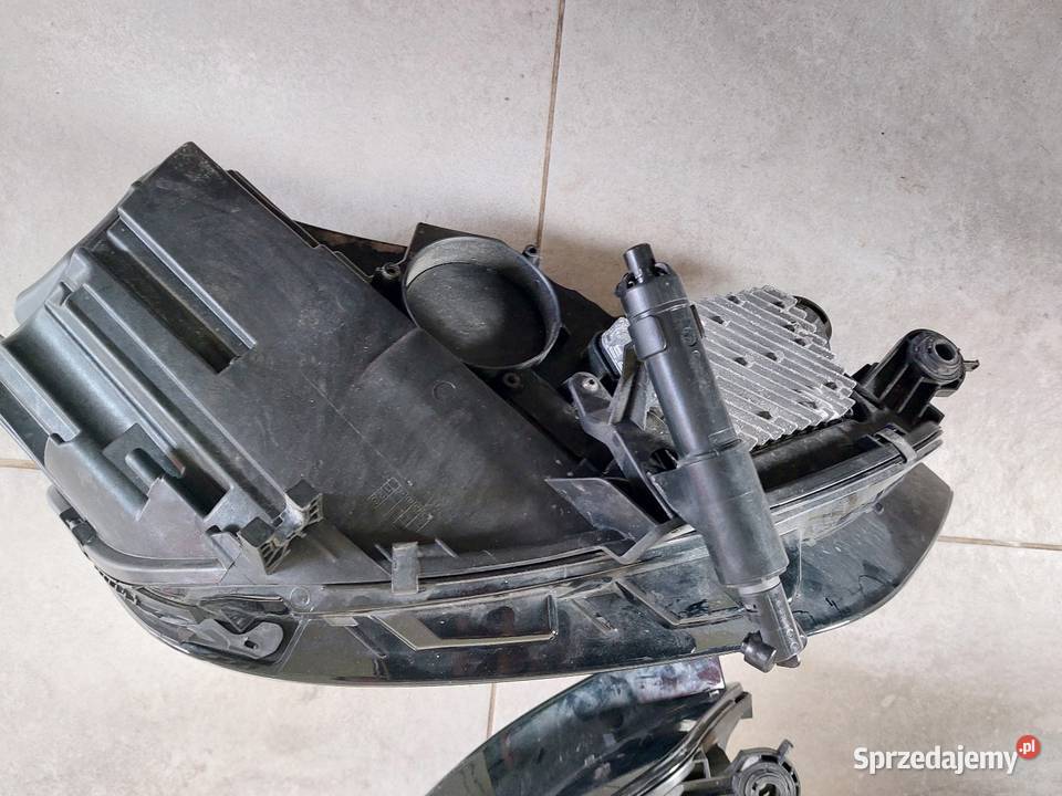 LAMPA PRAWA AUDI A4 B9 LIFT FULL LED 8W0941036E osobowe Iwanowice sprzedam