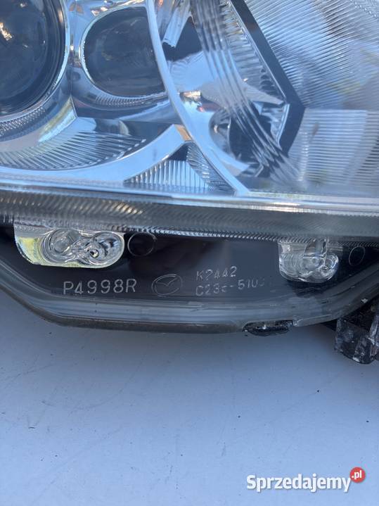 Mazda 5 P4998R K2442 C23551030 LAMPA PRZÓD Słowikowo sprzedam