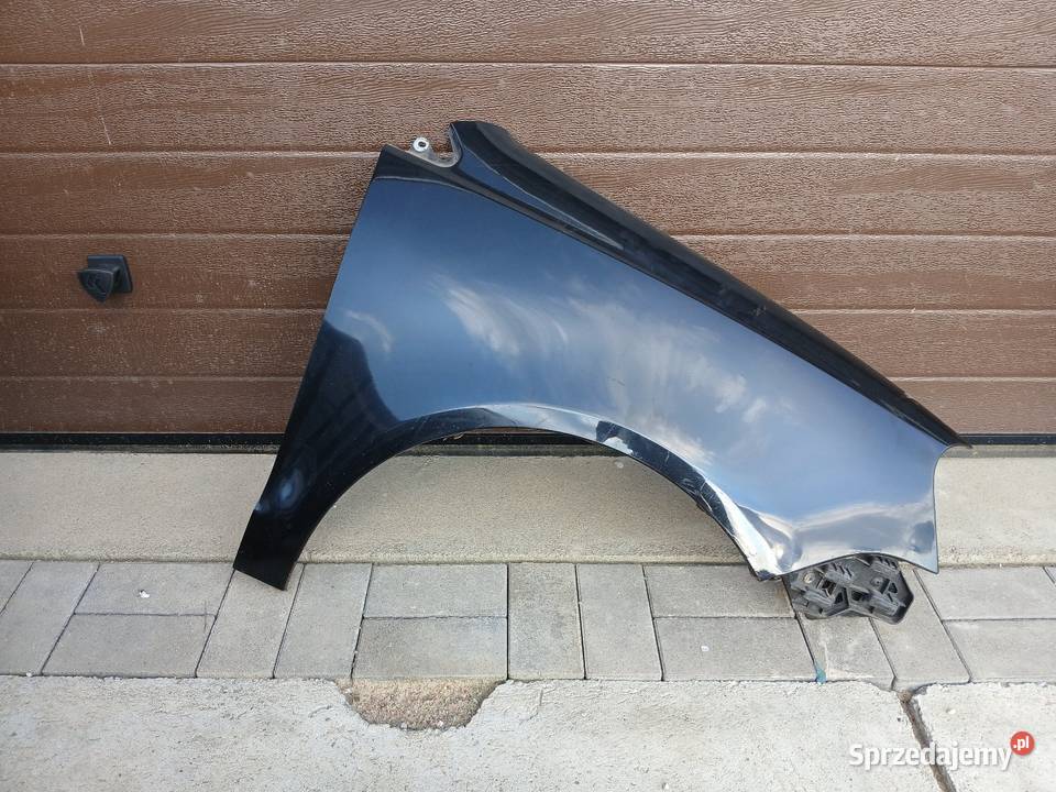 Błotnik prawy VW Polo IV 9n3 czarny Drezdenko