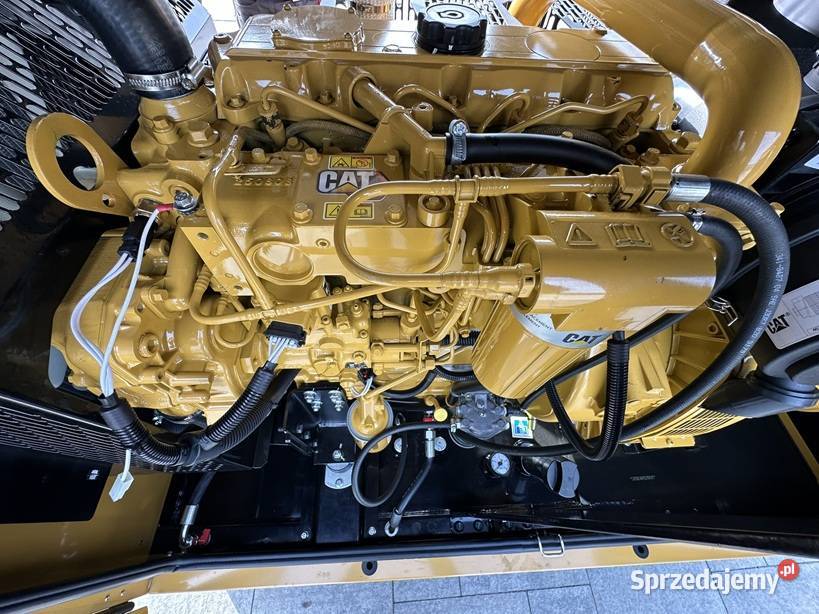 NOWY AGREGAT CATERPILLAR DE88E0