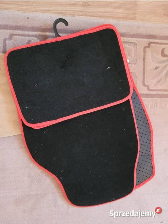 Uniwersalne dywaniki samochodowe poliestrowe