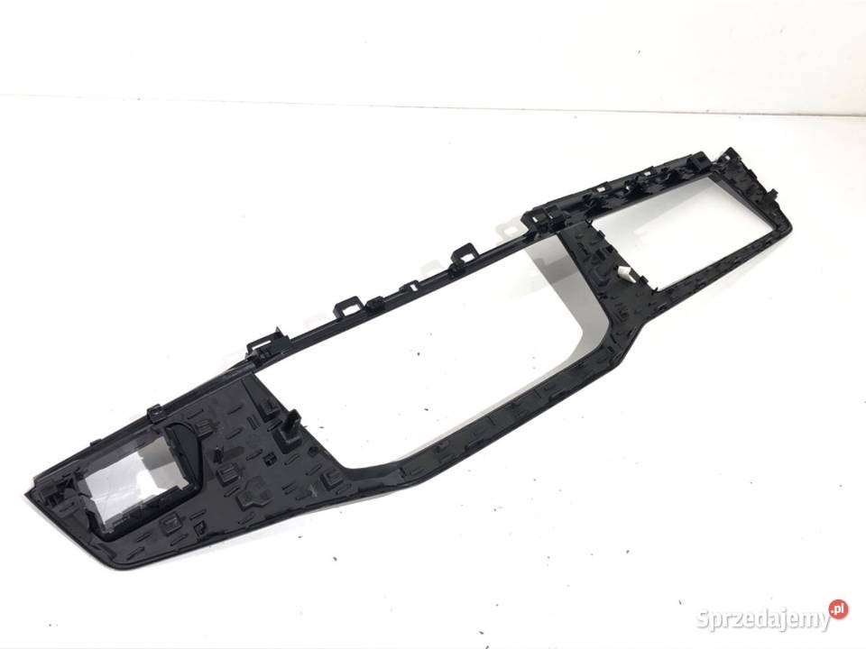 RAMKA DEKOR LICZNIKA VW GOLF VIII 5H1857211B