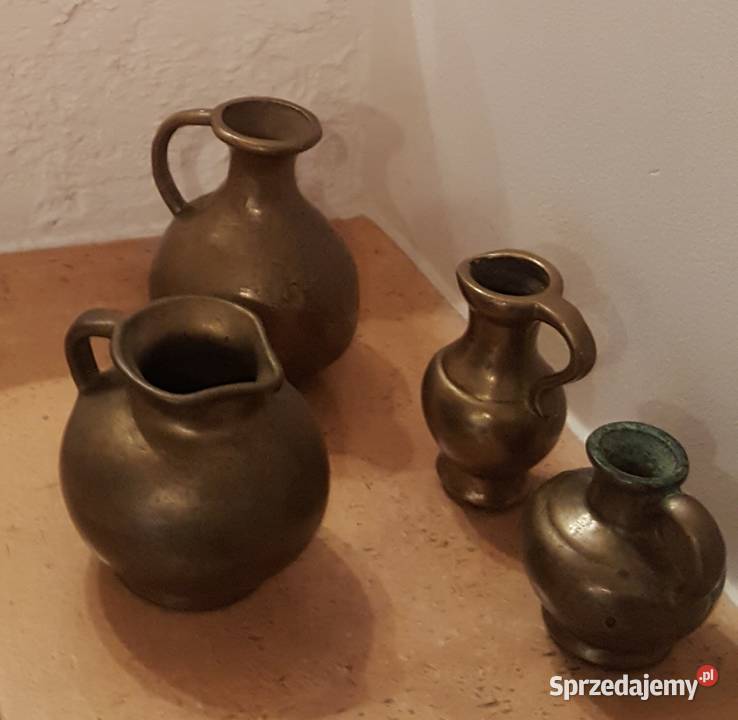 Cztery dzbanki z mosiądzu stare komplet 4 inny kolor