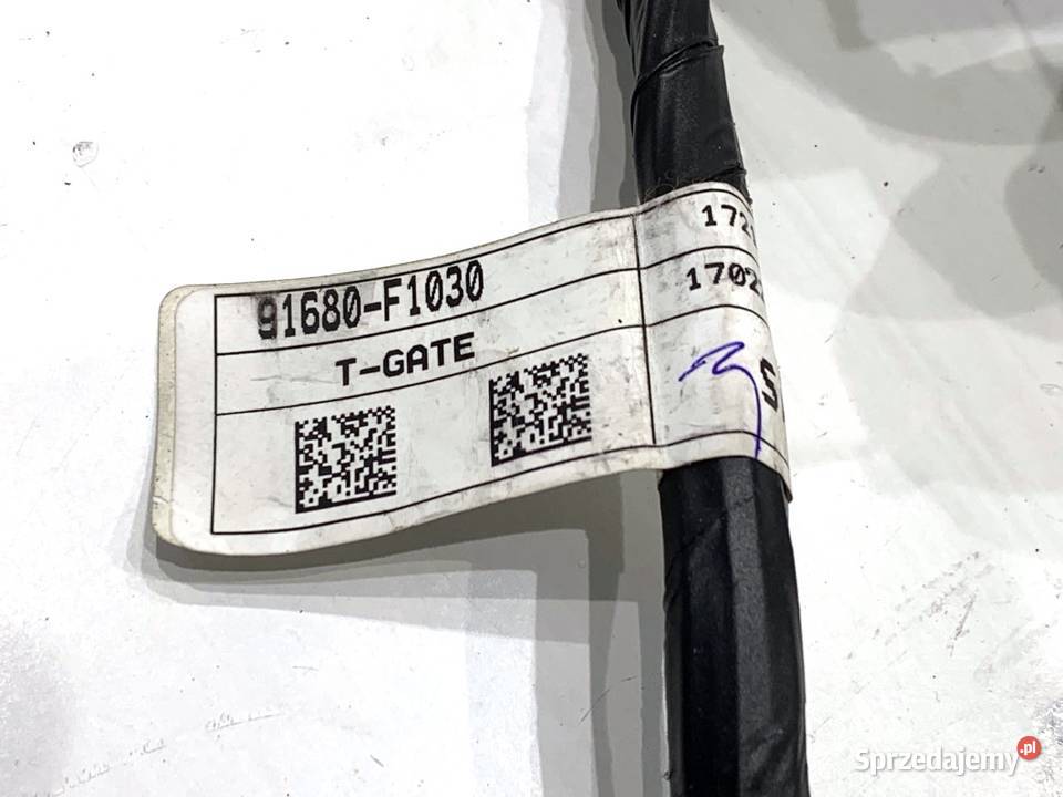 WIĄZKA KLAPY BAGAŻNIKA TYŁ KIA SPORTAGE IV sprzedam